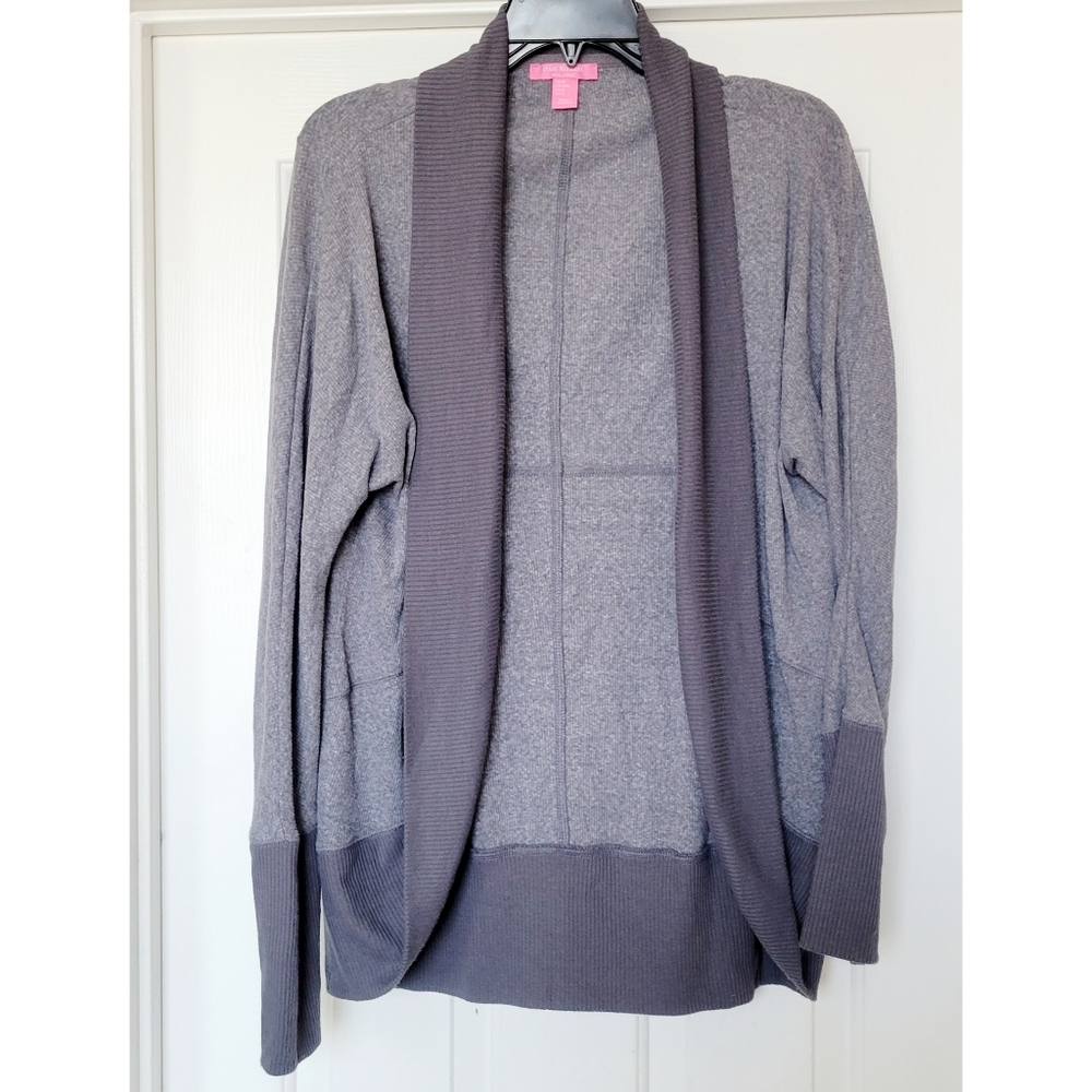 🌺3 For $10 Isaac Mizrahi New York Cardigan